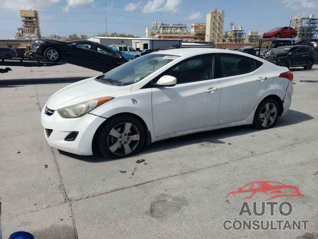 HYUNDAI ELANTRA 2013 - 5NPDH4AE0DH406705