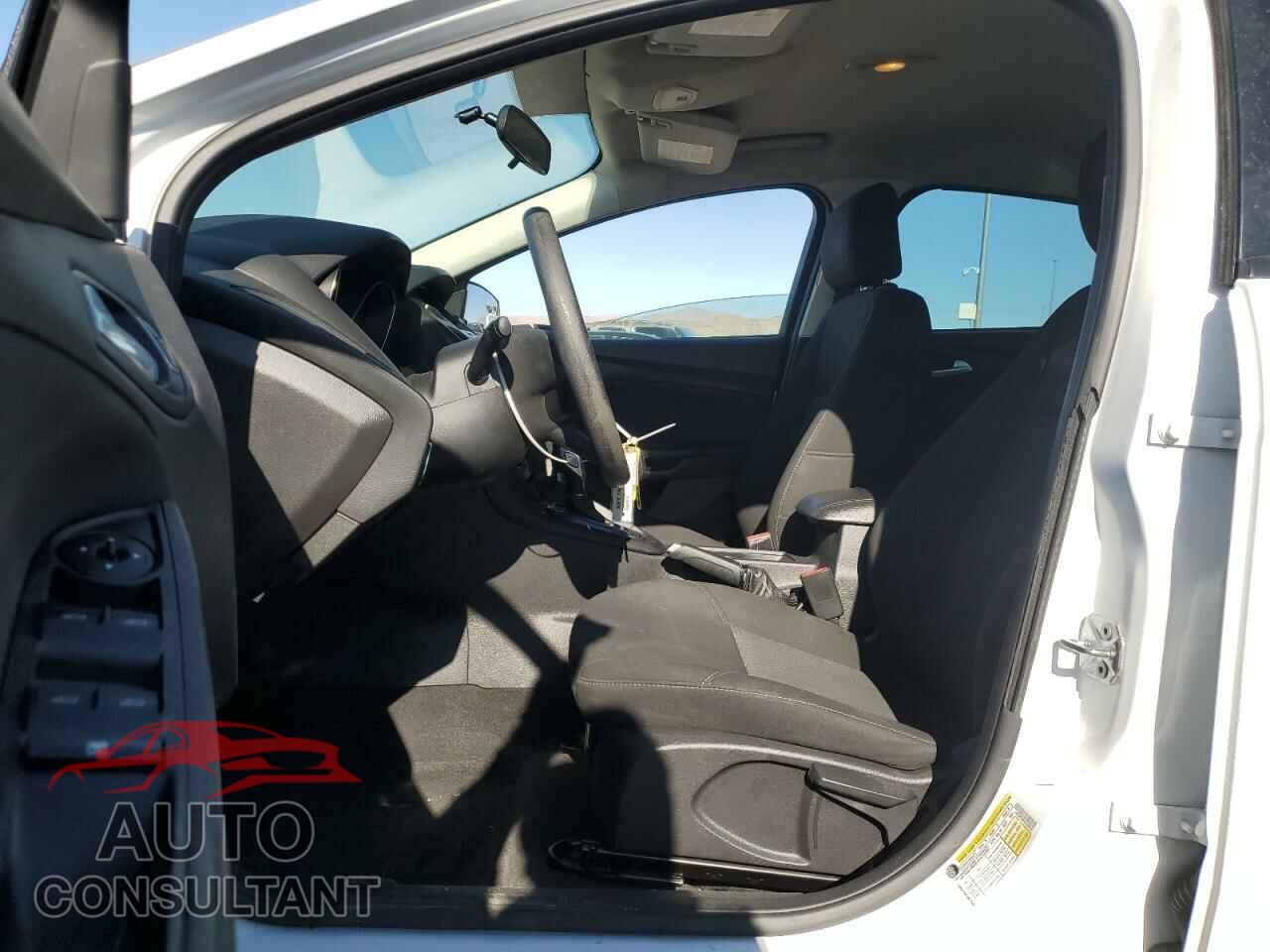 FORD FOCUS 2017 - 1FADP3FEXHL292998