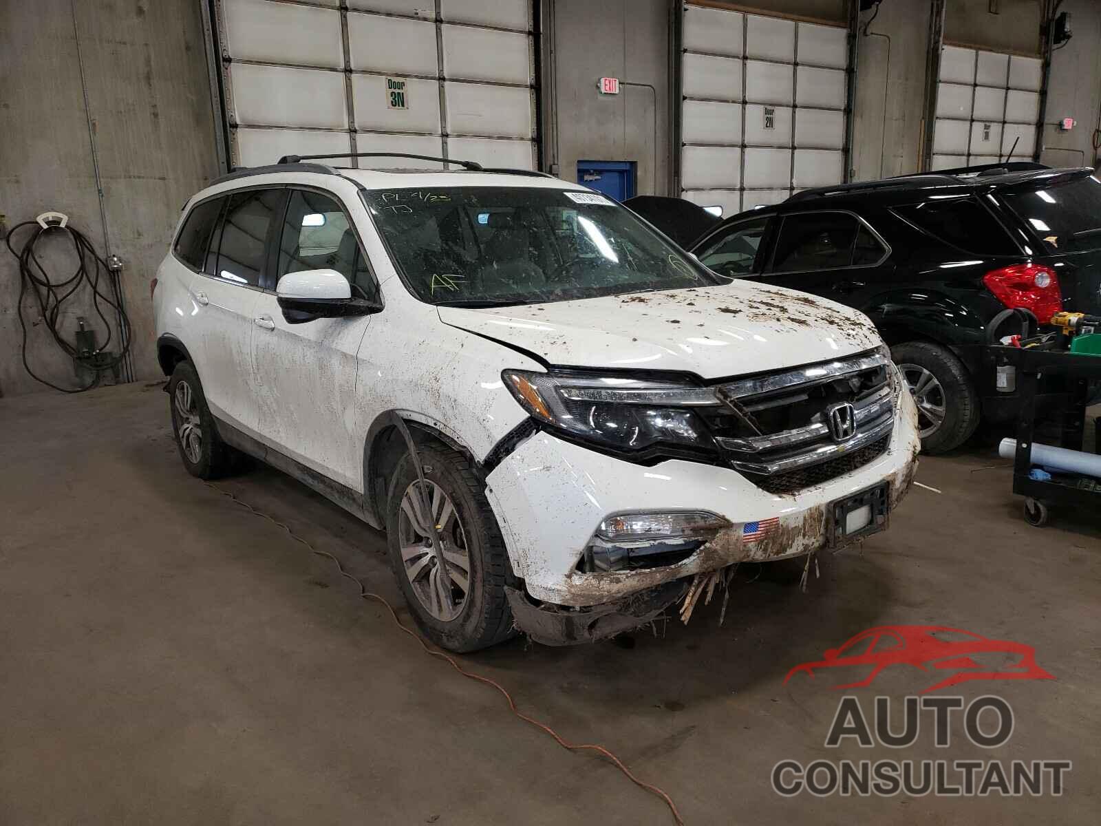 HONDA PILOT 2017 - 5FNYF6H55HB004420