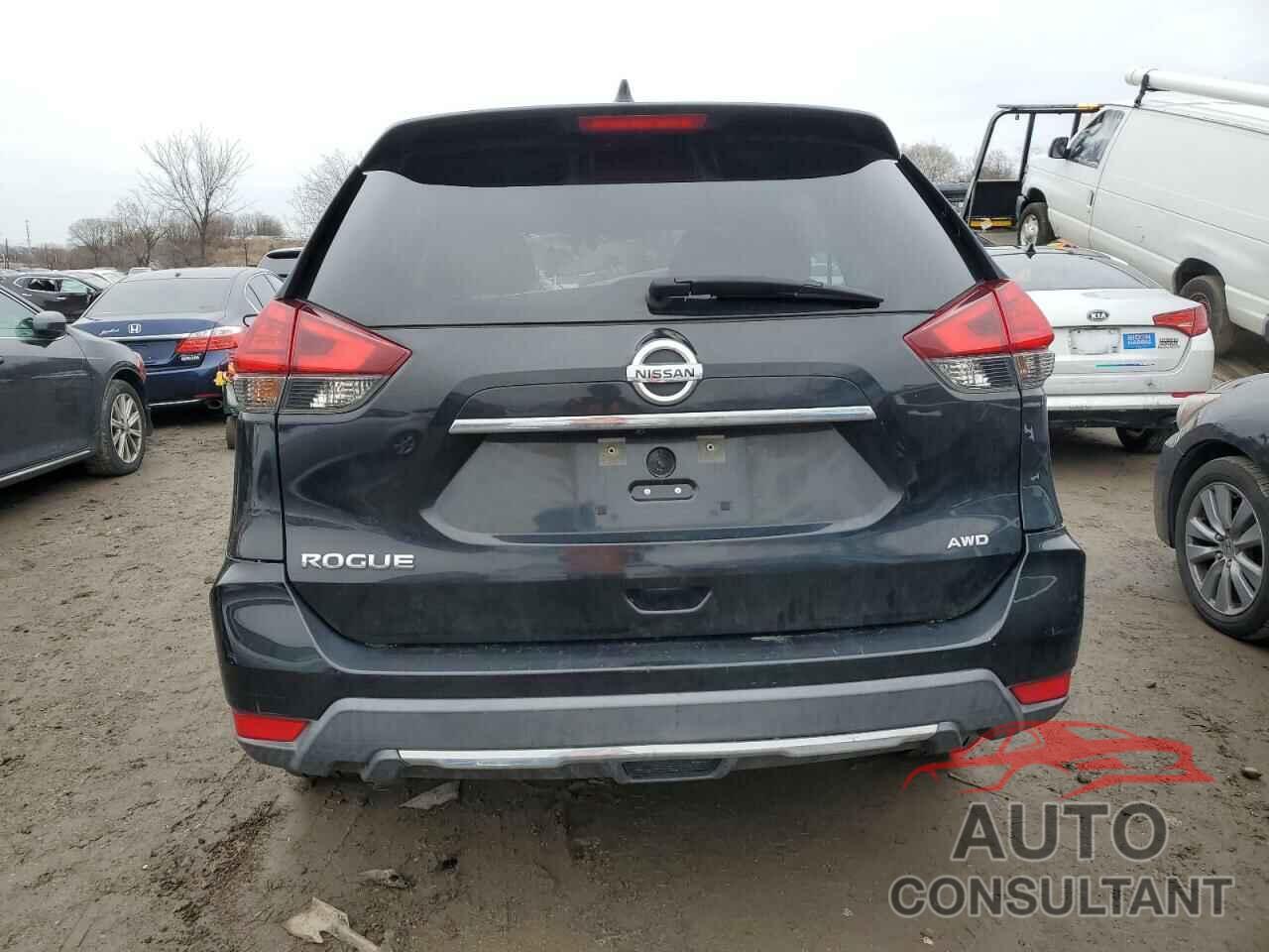 NISSAN ROGUE 2017 - KNMAT2MV1HP602700