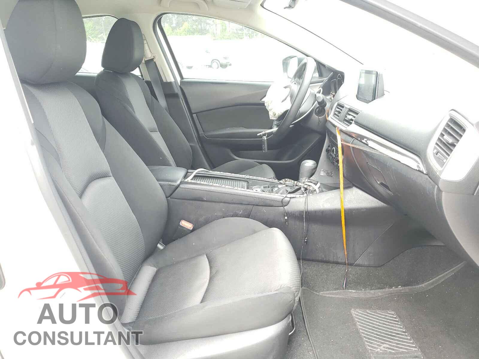MAZDA 3 2017 - 3MZBN1K77HM104081
