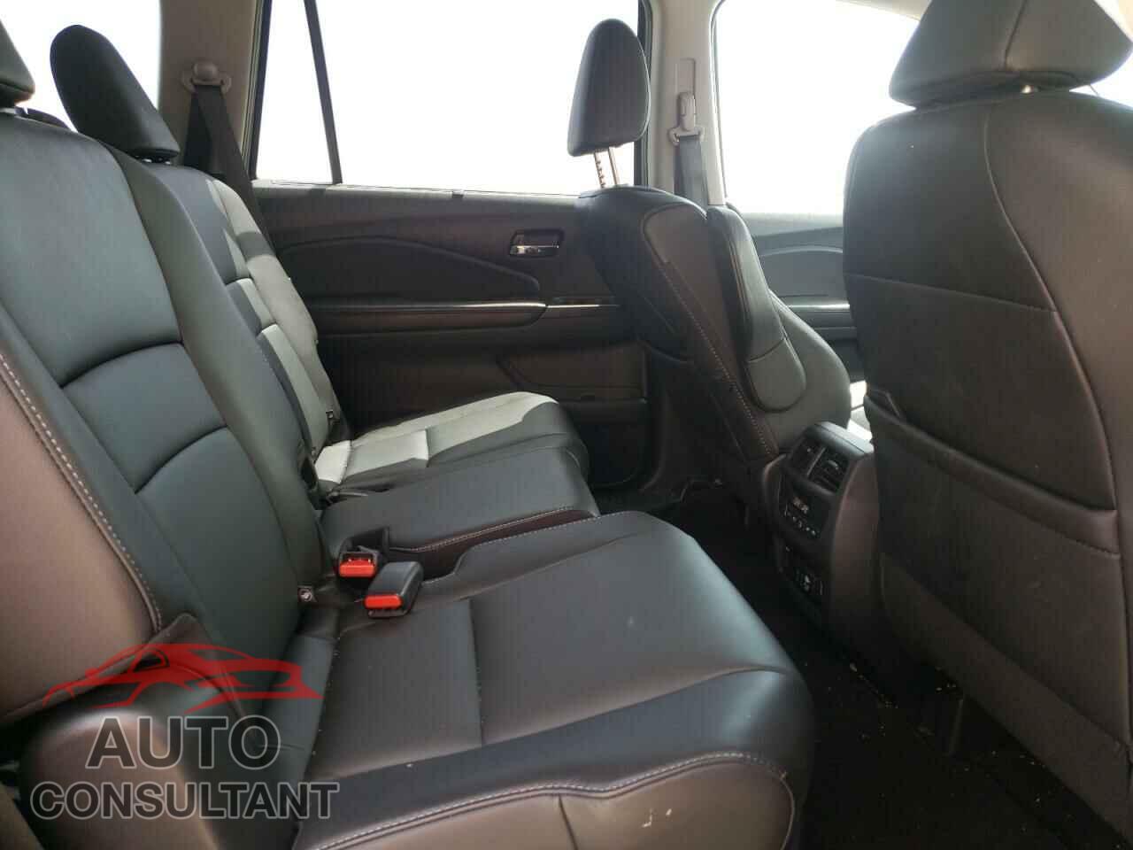 HONDA PILOT 2019 - 5FNYF5H41KB036015
