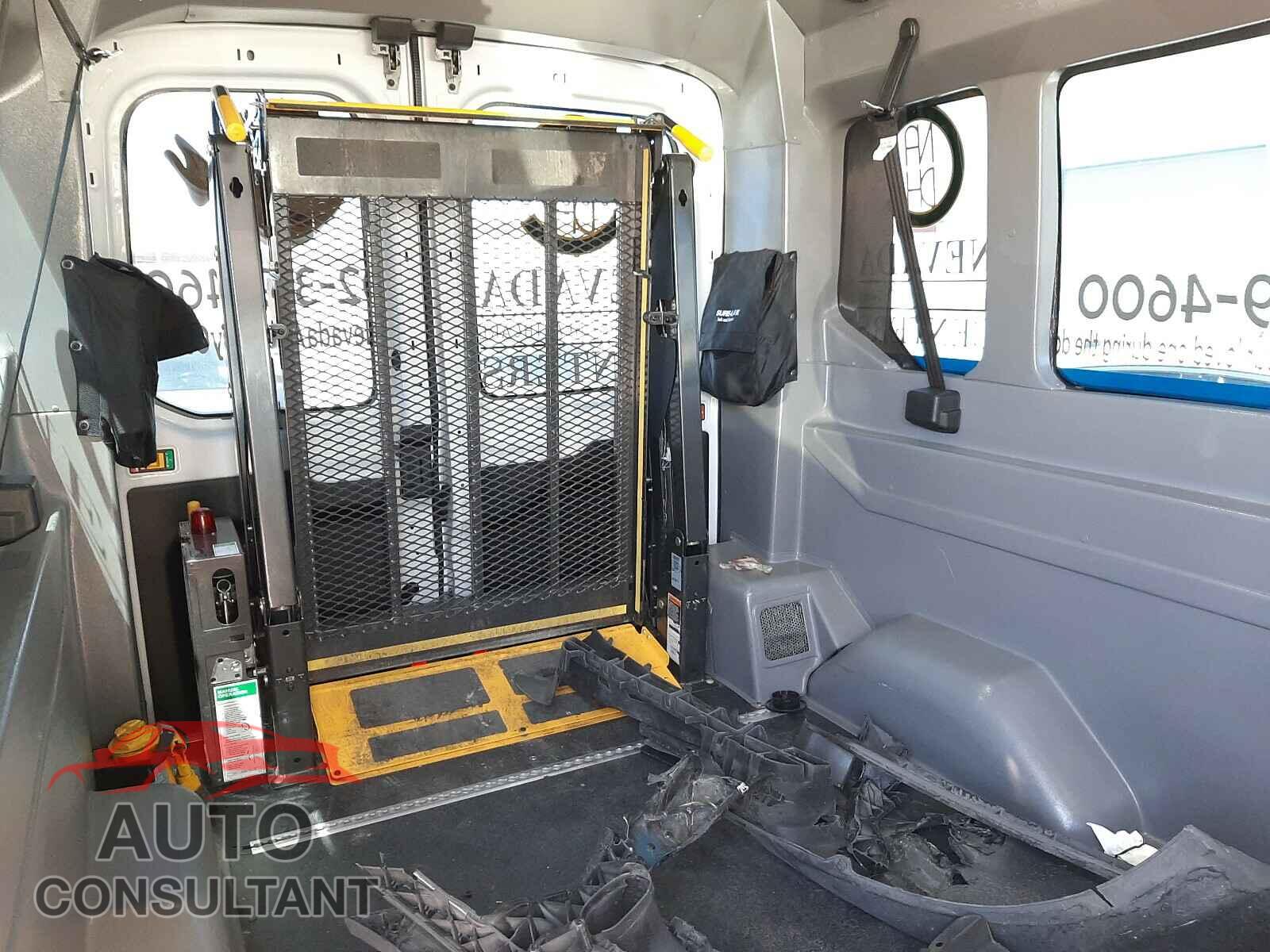 FORD TRANSIT CO 2019 - 1FTYE2CM3KKA35993
