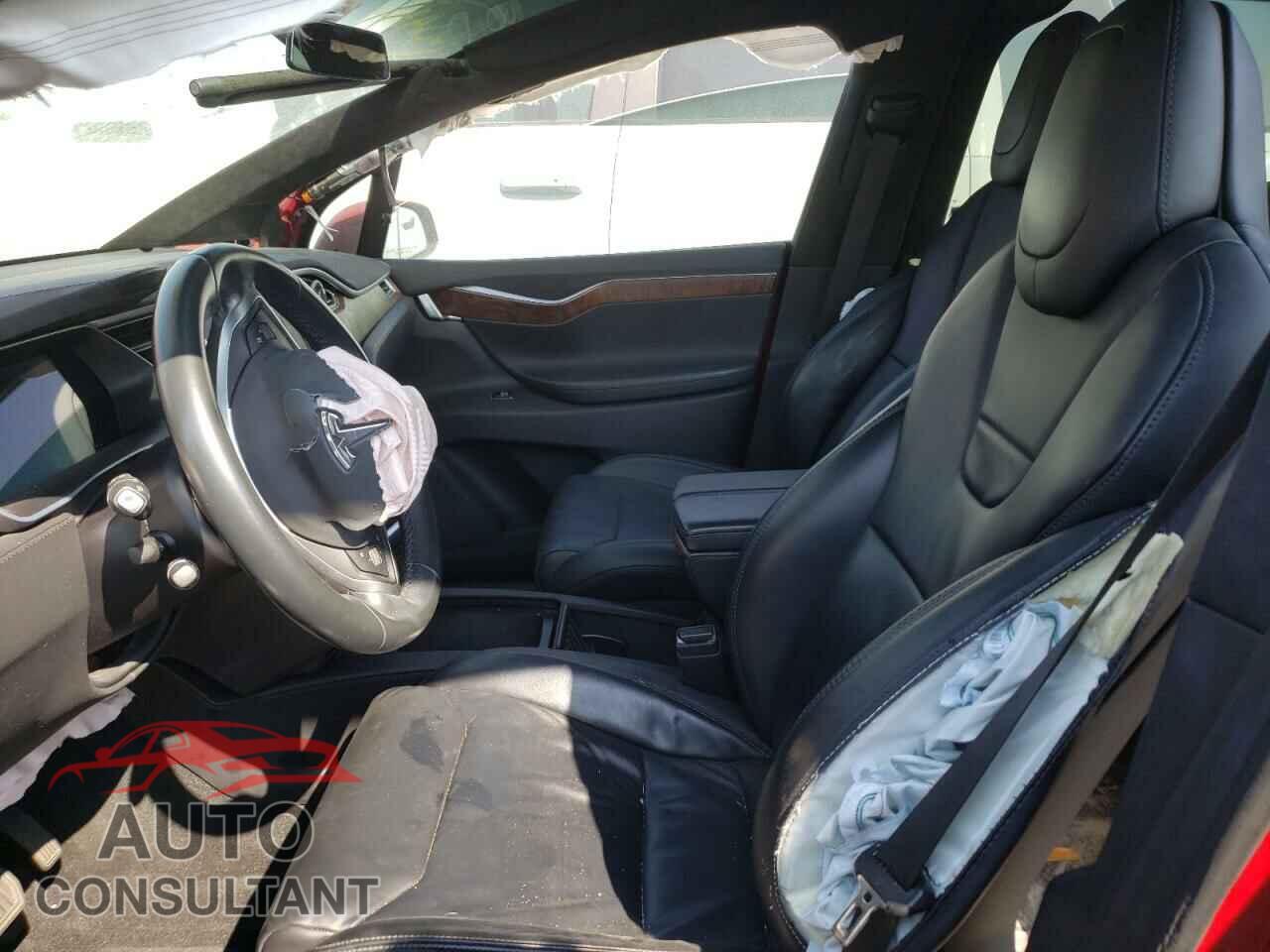 TESLA MODEL X 2017 - 5YJXCDE23HF052162