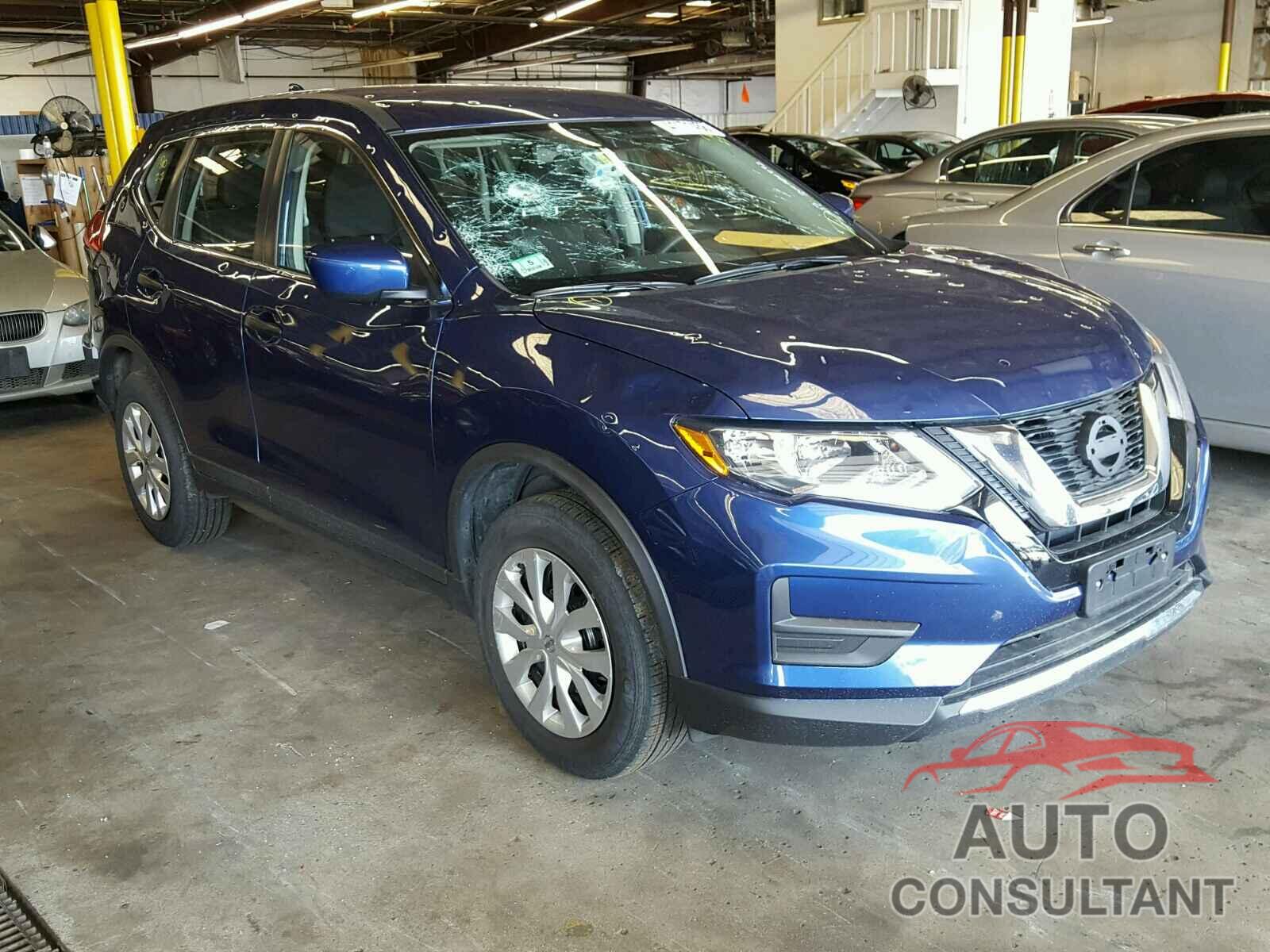 NISSAN ROGUE S 2017 - KNMAT2MV8HP566603