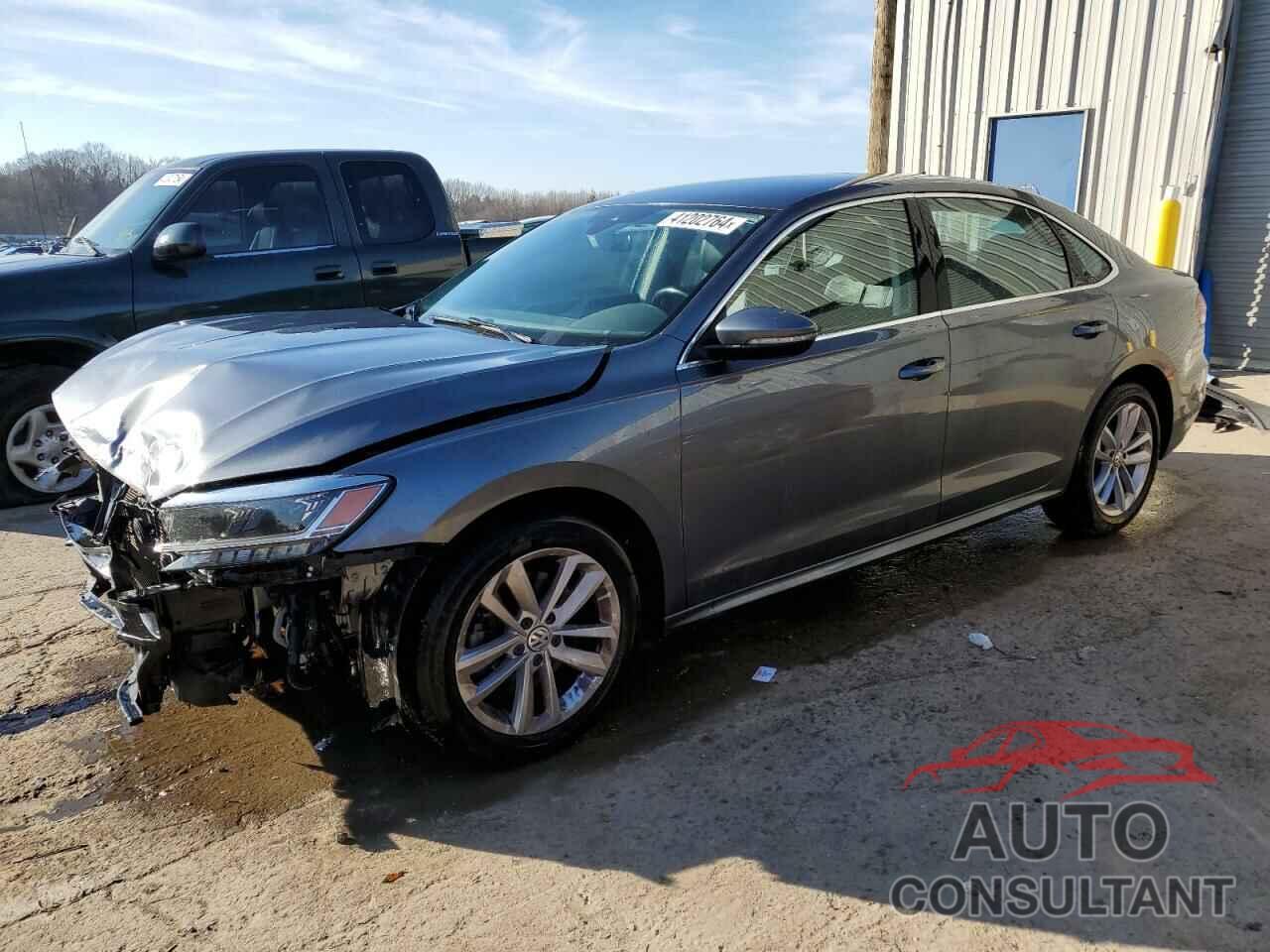 VOLKSWAGEN PASSAT 2020 - 1VWSA7A37LC009351