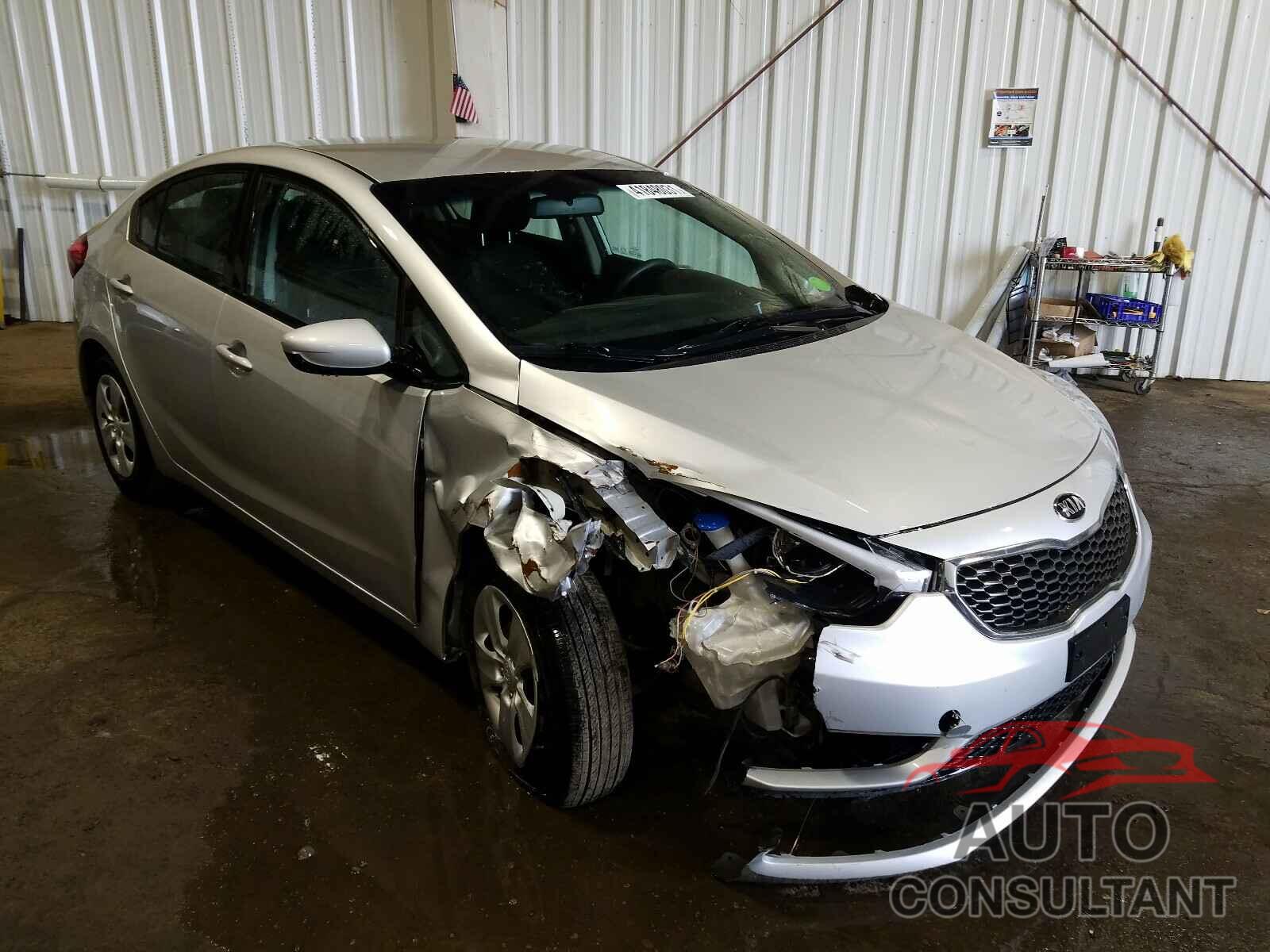 KIA FORTE 2016 - KNAFK4A65G5614275