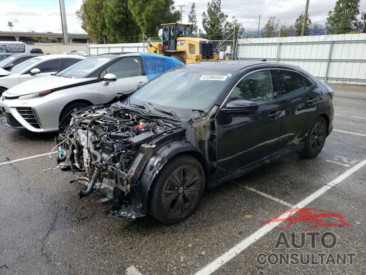 HONDA CIVIC 2018 - SHHFK7H54JU432413