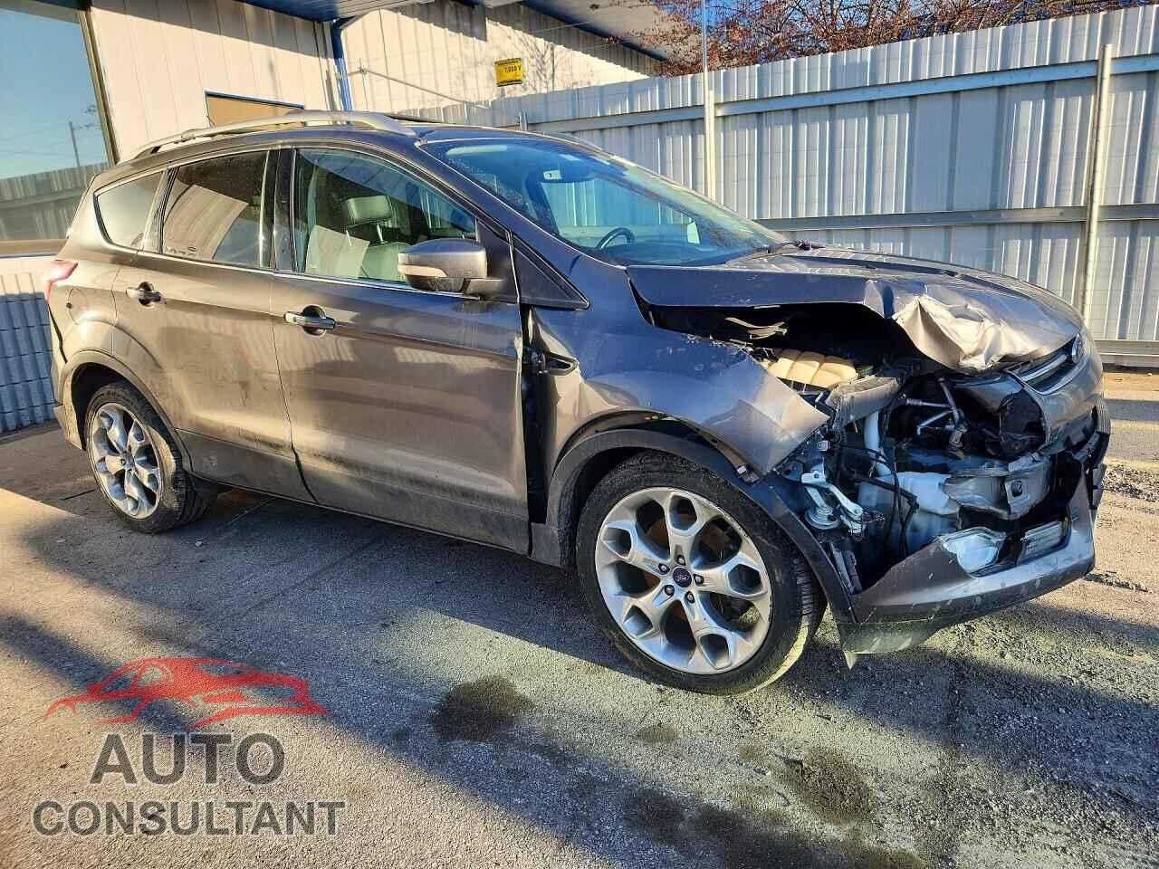FORD ESCAPE 2013 - 1FMCU0J92DUB95219