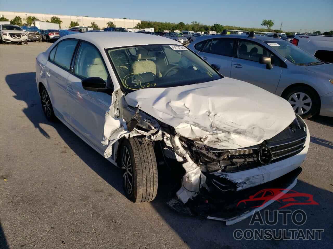 VOLKSWAGEN JETTA 2018 - 3VWDB7AJ9JM206263
