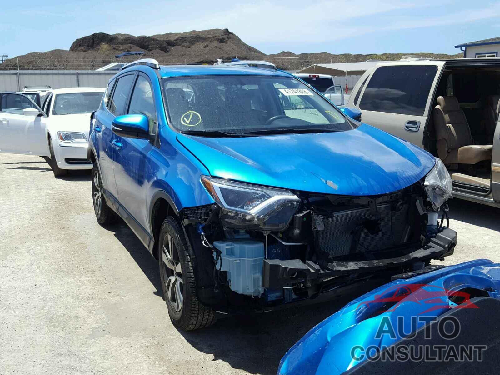 TOYOTA RAV4 XLE 2016 - JTMWFREV3GJ079251
