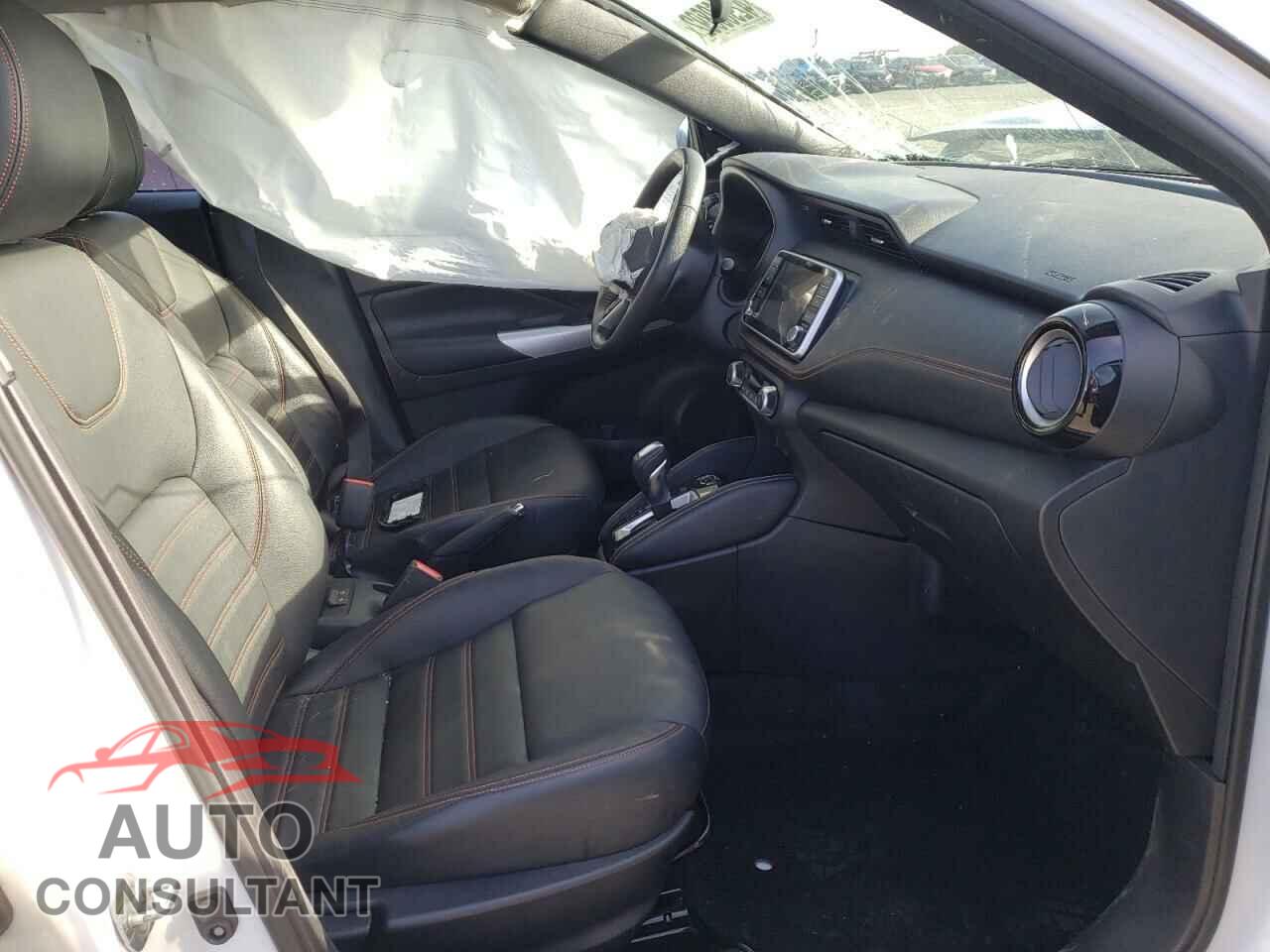 NISSAN KICKS 2019 - 3N1CP5CU3KL543484