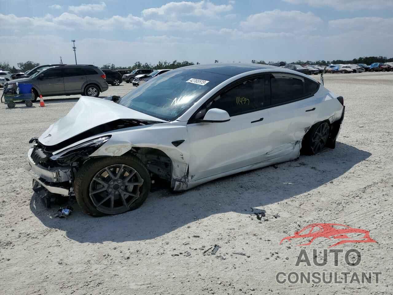 TESLA MODEL 3 2021 - 5YJ3E1EA5MF986302