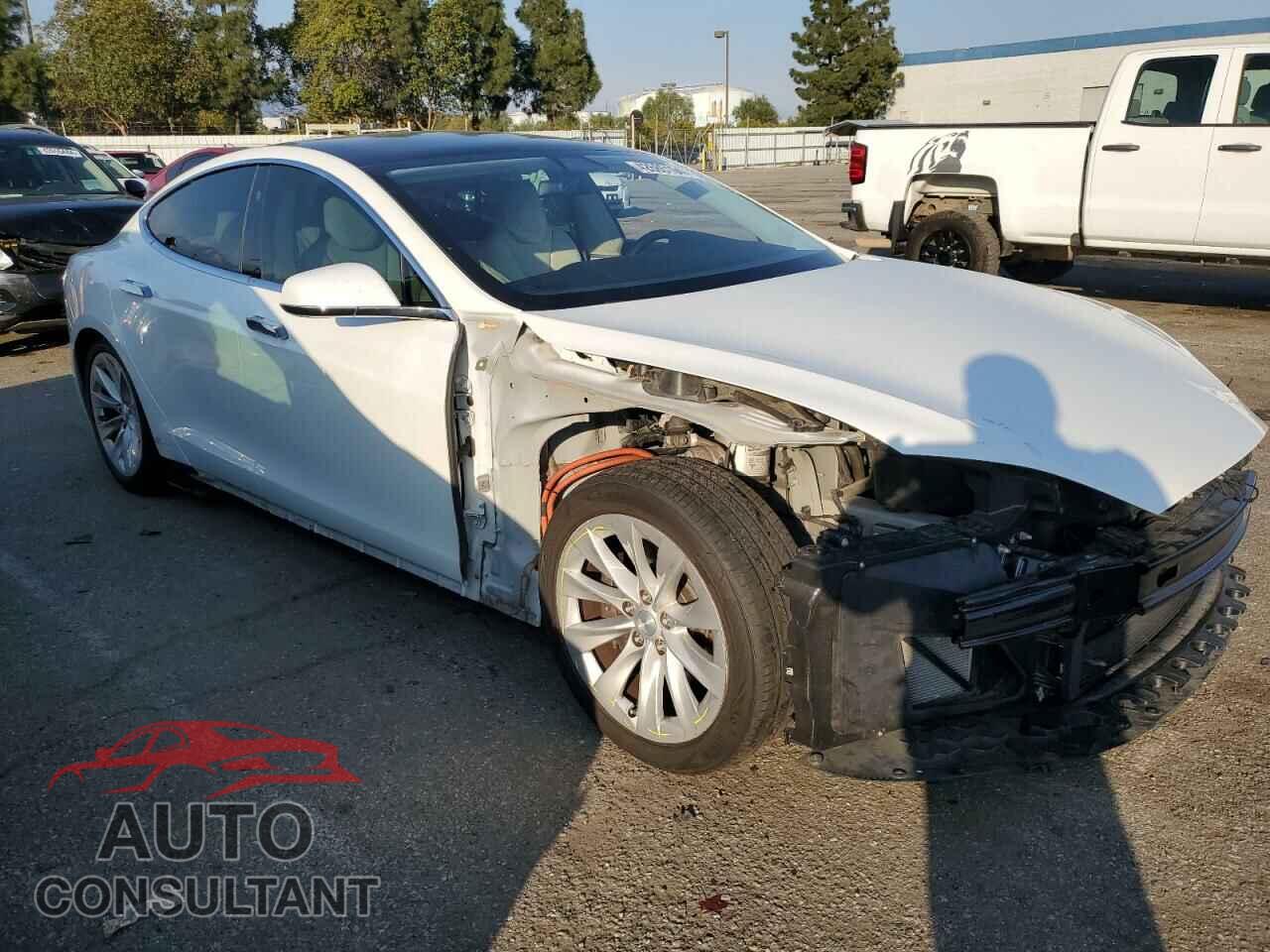 TESLA MODEL S 2017 - 5YJSA1E11HF219138
