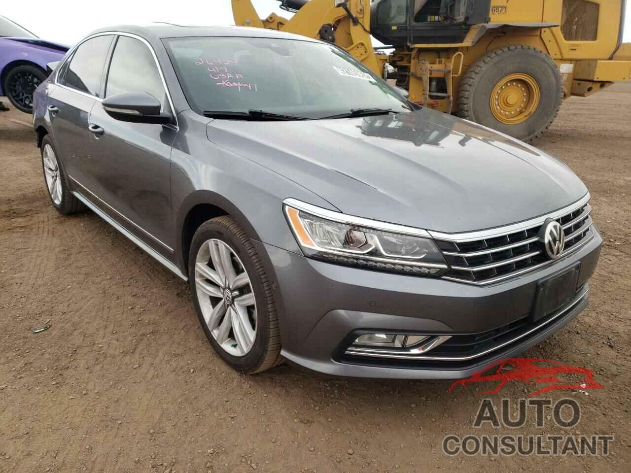 VOLKSWAGEN PASSAT 2017 - 1VWCT7A32HC065624