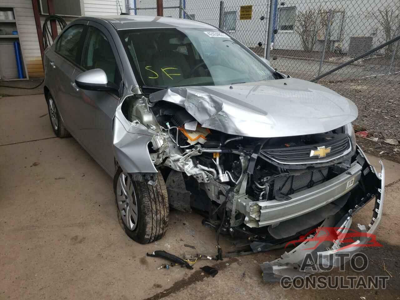 CHEVROLET SONIC 2017 - 1G1JB5SG3H4136349