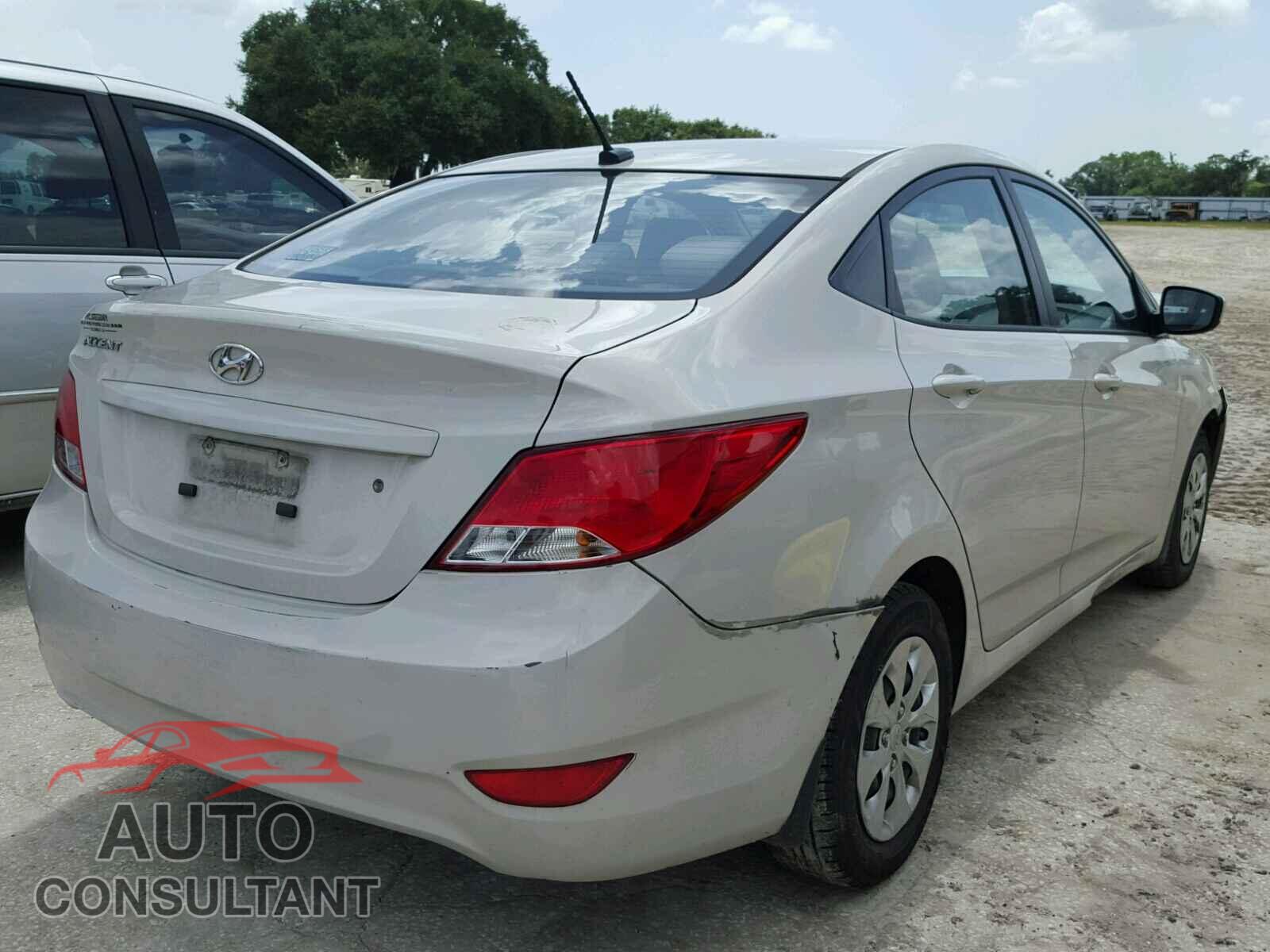 HYUNDAI ACCENT 2015 - KMHCT4AEXFU906157