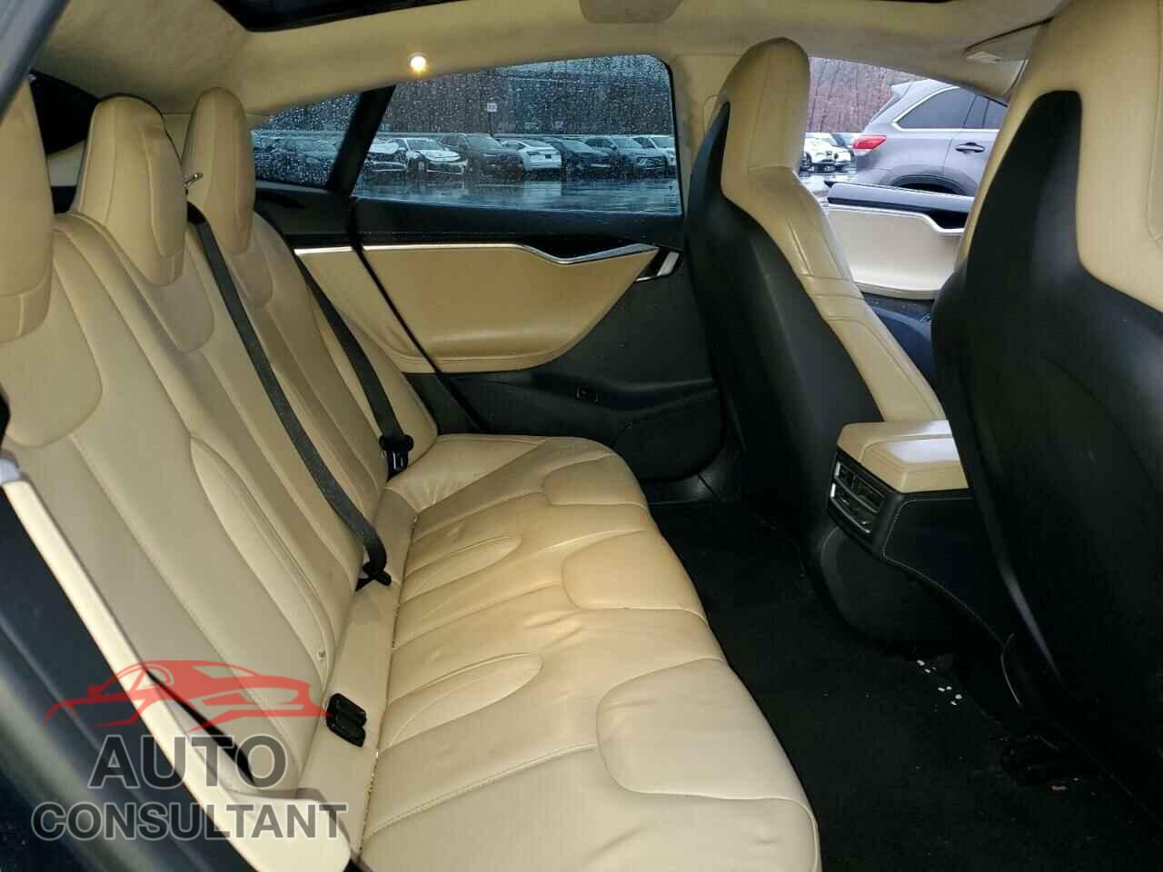 TESLA MODEL S 2015 - 5YJSA1S2XFF088821