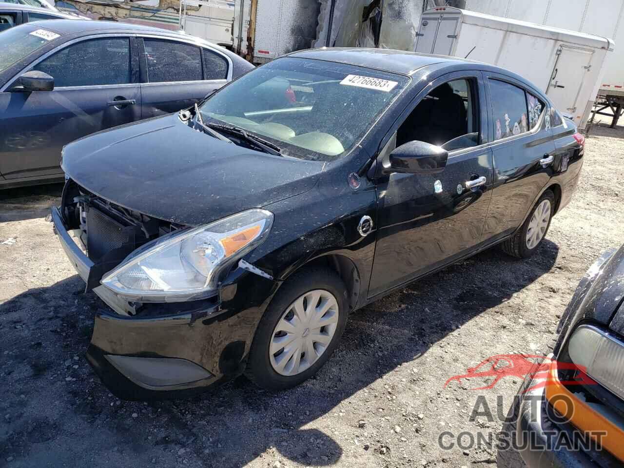 NISSAN VERSA 2017 - 3N1CN7AP5HL870458