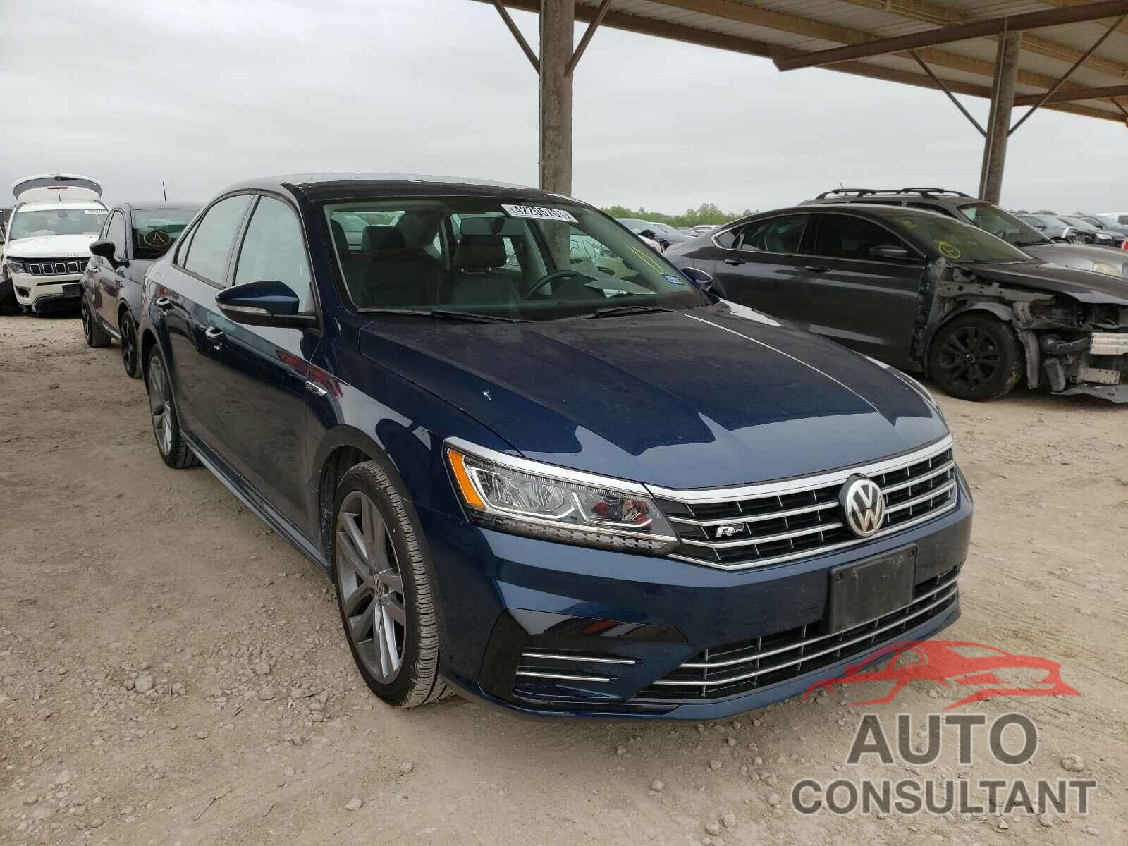VOLKSWAGEN PASSAT 2018 - 1VWAA7A3XJC007487