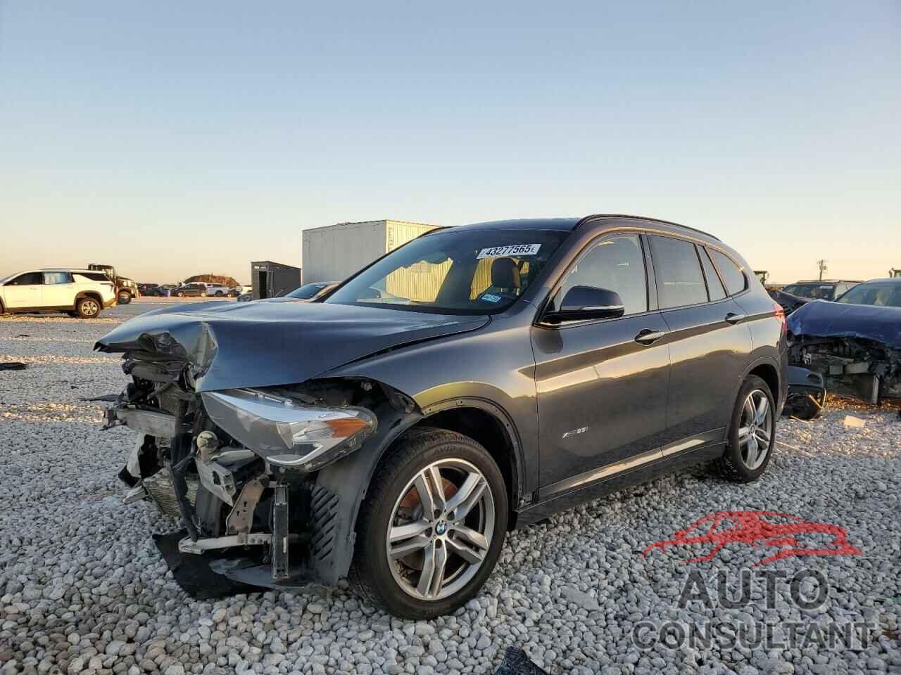 BMW X1 2018 - WBXHT3C30J5F92320