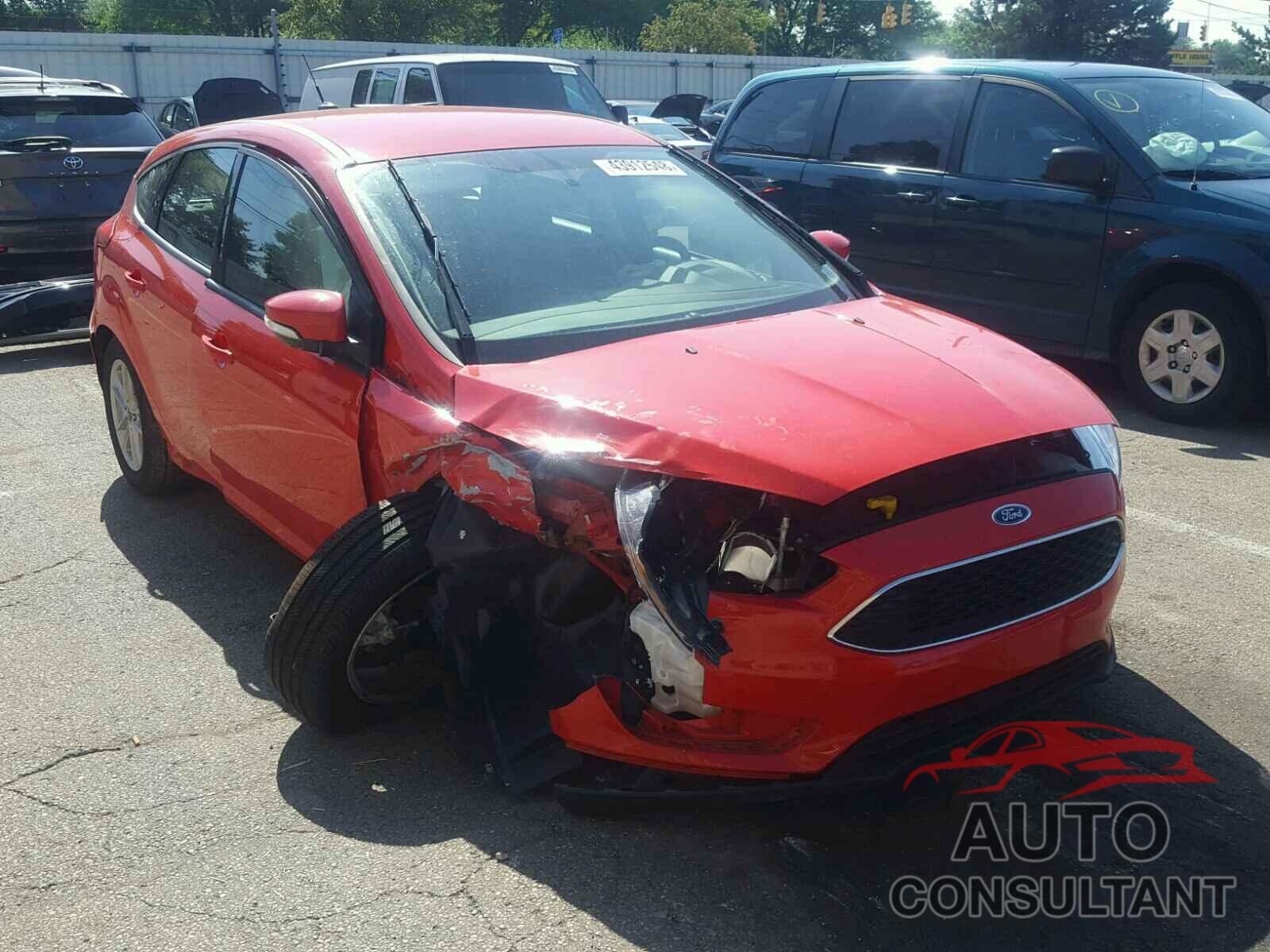 FORD FOCUS 2017 - 1FADP3K22HL328095