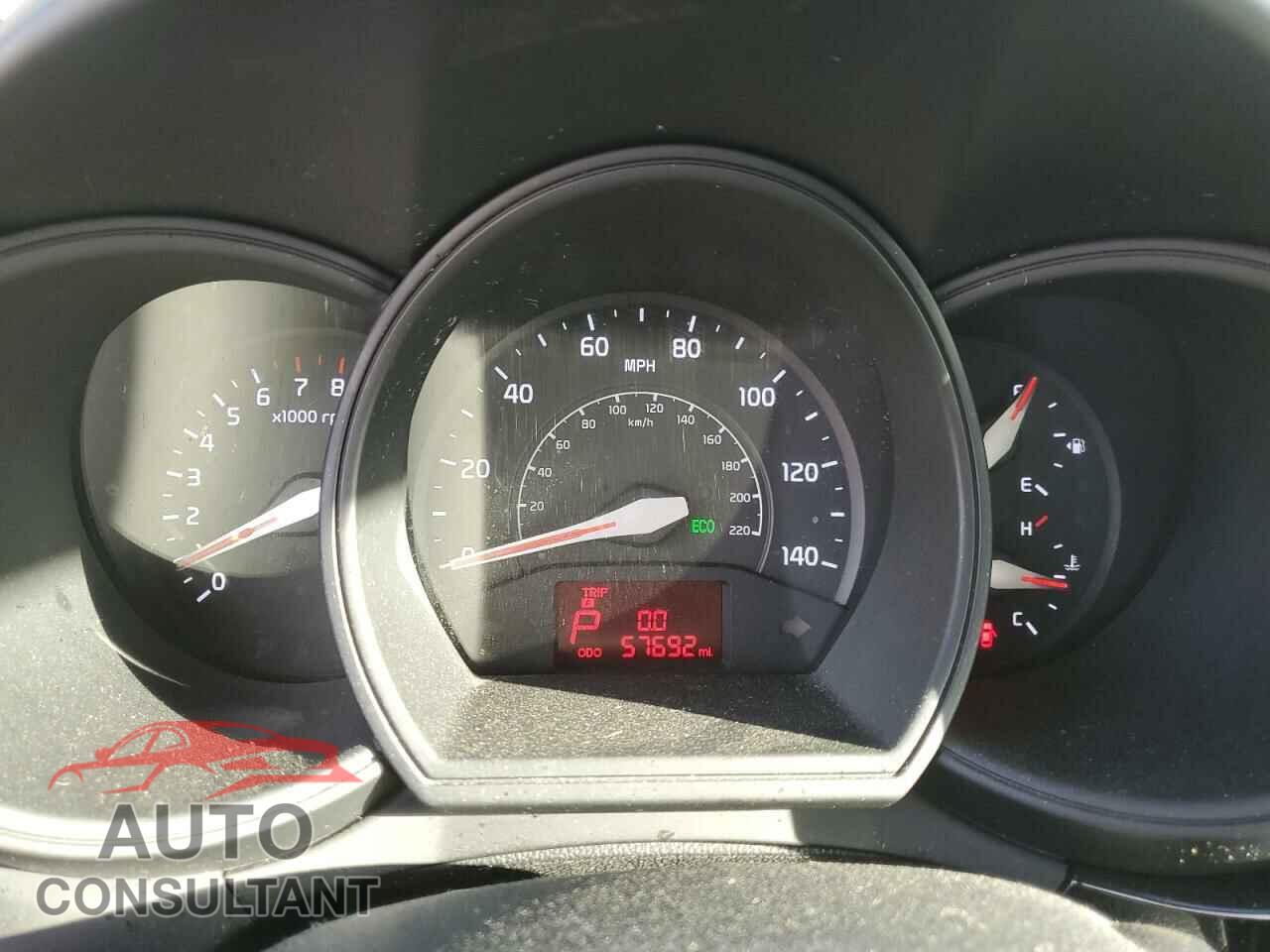 KIA RIO 2017 - KNADN4A33H6071752