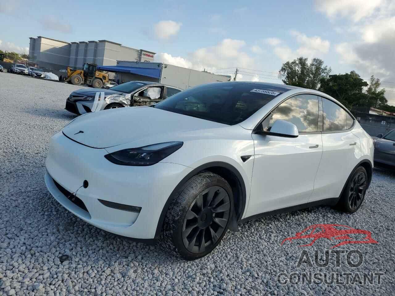 TESLA MODEL Y 2023 - 7SAYGAEE5PF809727