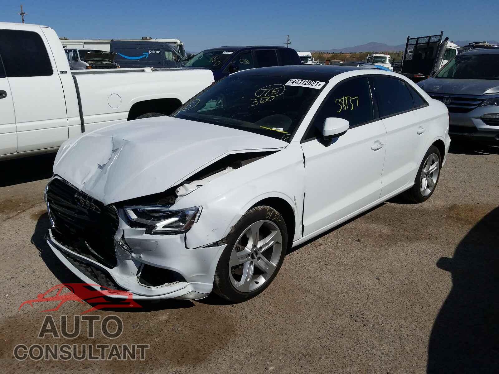 AUDI A3 2018 - WAUAUGFF3J1027005