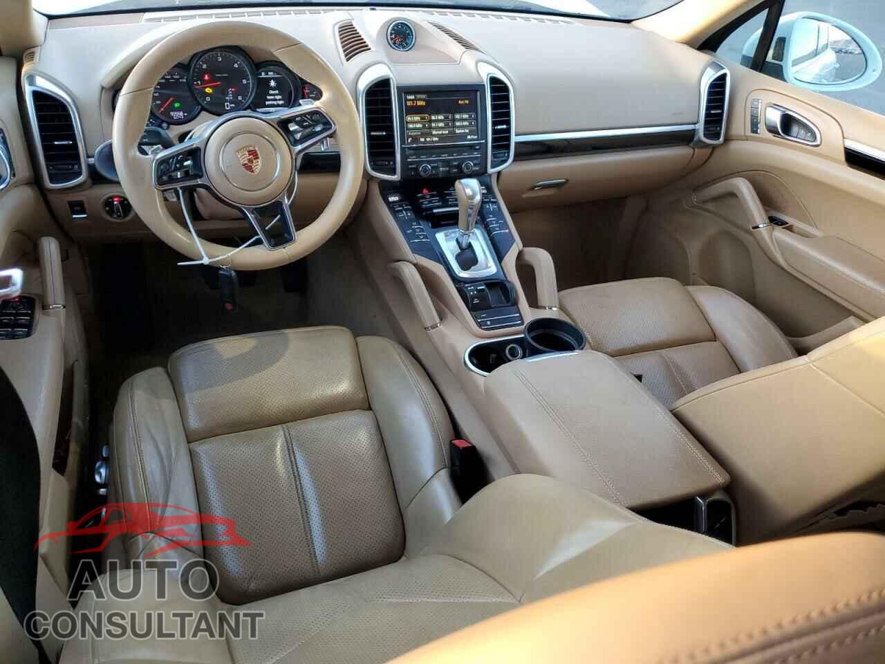 PORSCHE CAYENNE 2015 - WP1AF2A27FLA35736