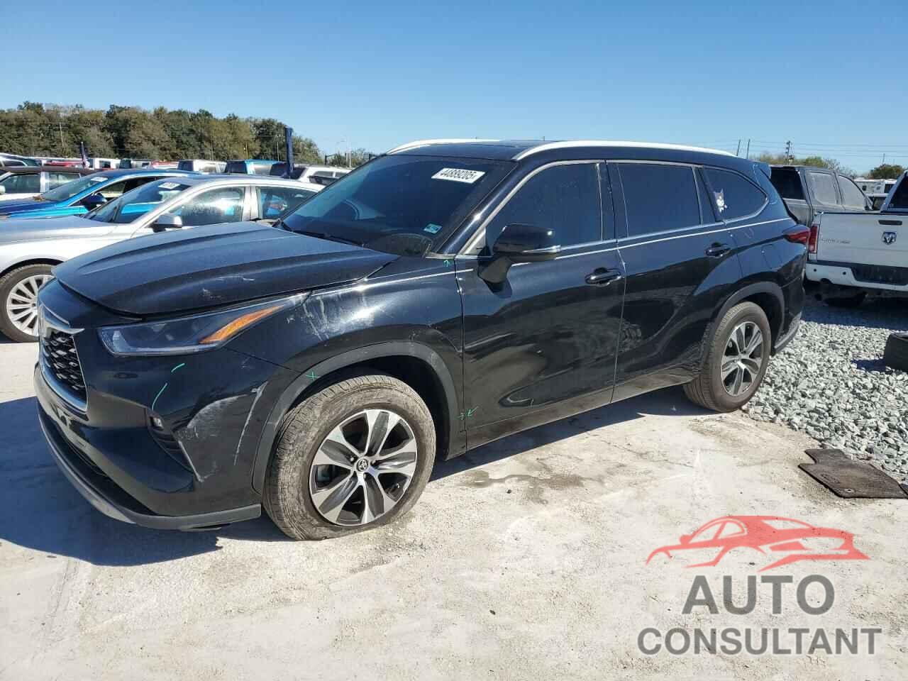 TOYOTA HIGHLANDER 2022 - 5TDGZRAH7NS548983