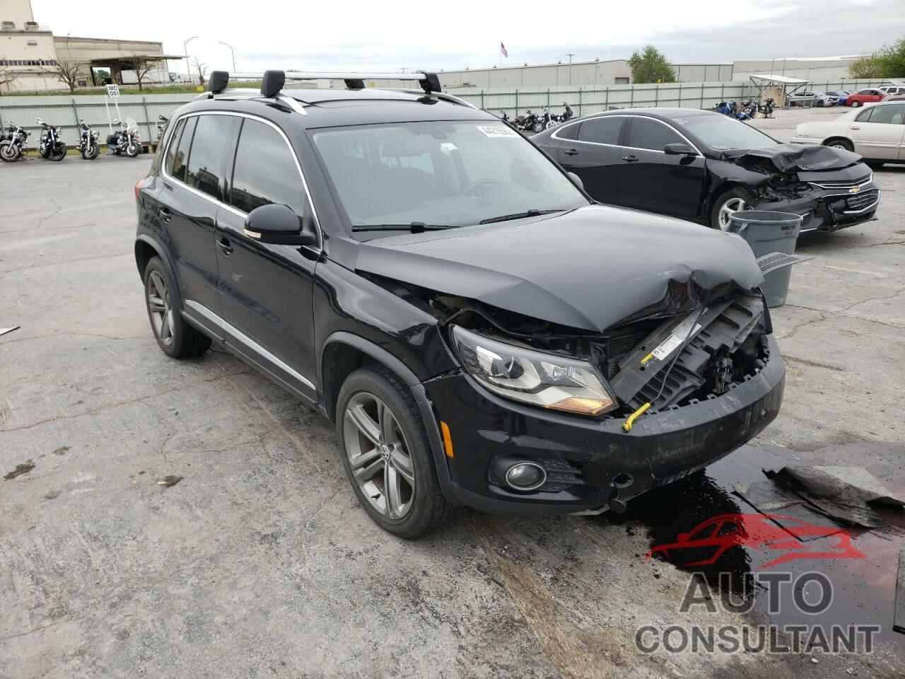 VOLKSWAGEN TIGUAN 2017 - WVGUV7AX4HK026362