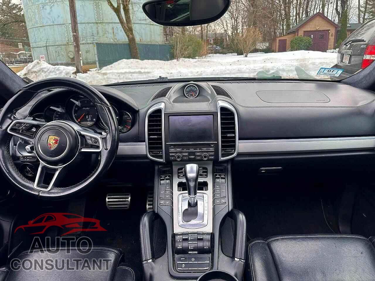 PORSCHE CAYENNE 2015 - WP1AC2A20FLA80560