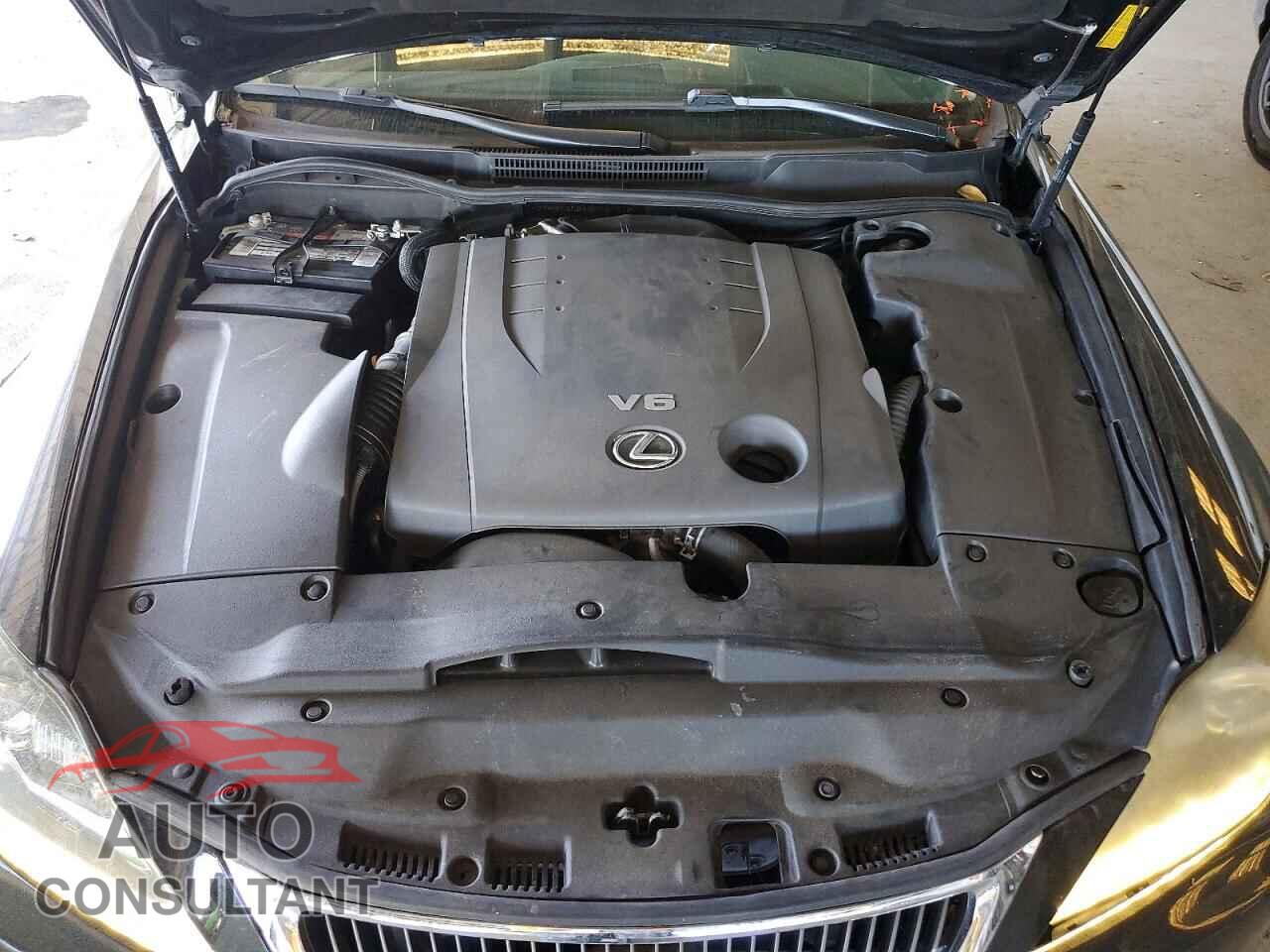 LEXUS IS 2011 - JTHBF5C24B5151512