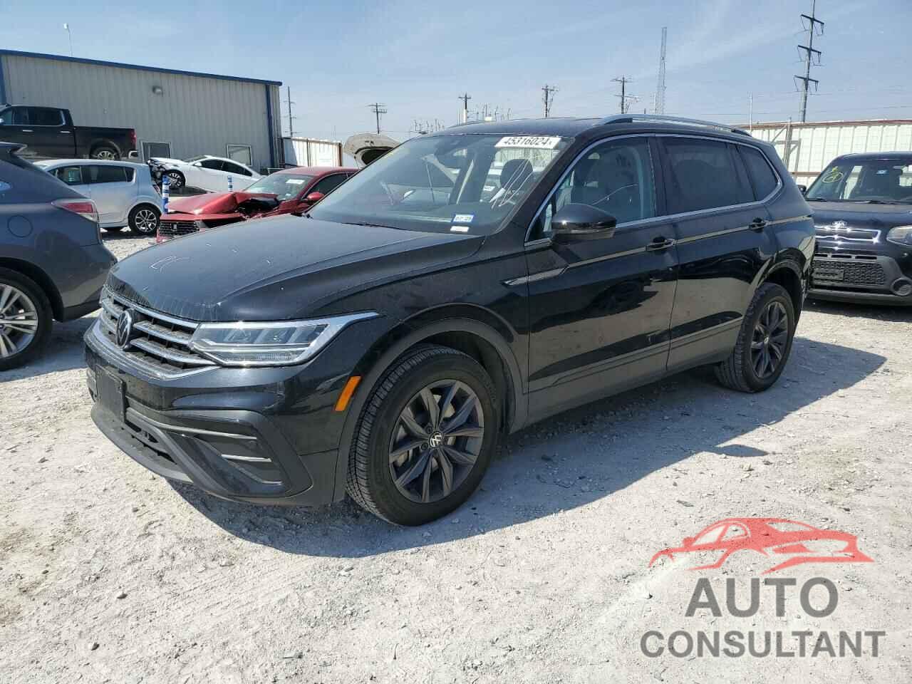 VOLKSWAGEN TIGUAN 2023 - 3VV3B7AX3PM117799