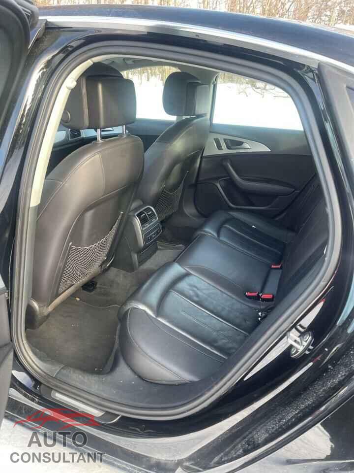 AUDI A6 2012 - WAUGGAFC8CN036170