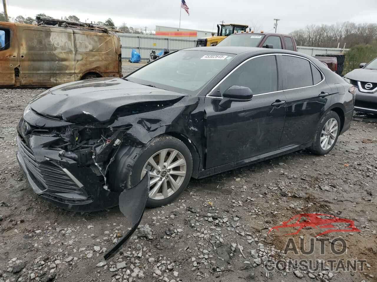 TOYOTA CAMRY 2022 - 4T1C11AK5NU067317