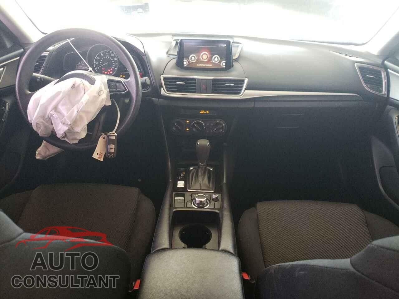MAZDA 3 2017 - 3MZBN1K70HM130439