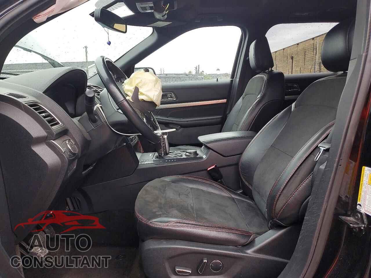 FORD EXPLORER 2018 - 1FM5K8D82JGA75673