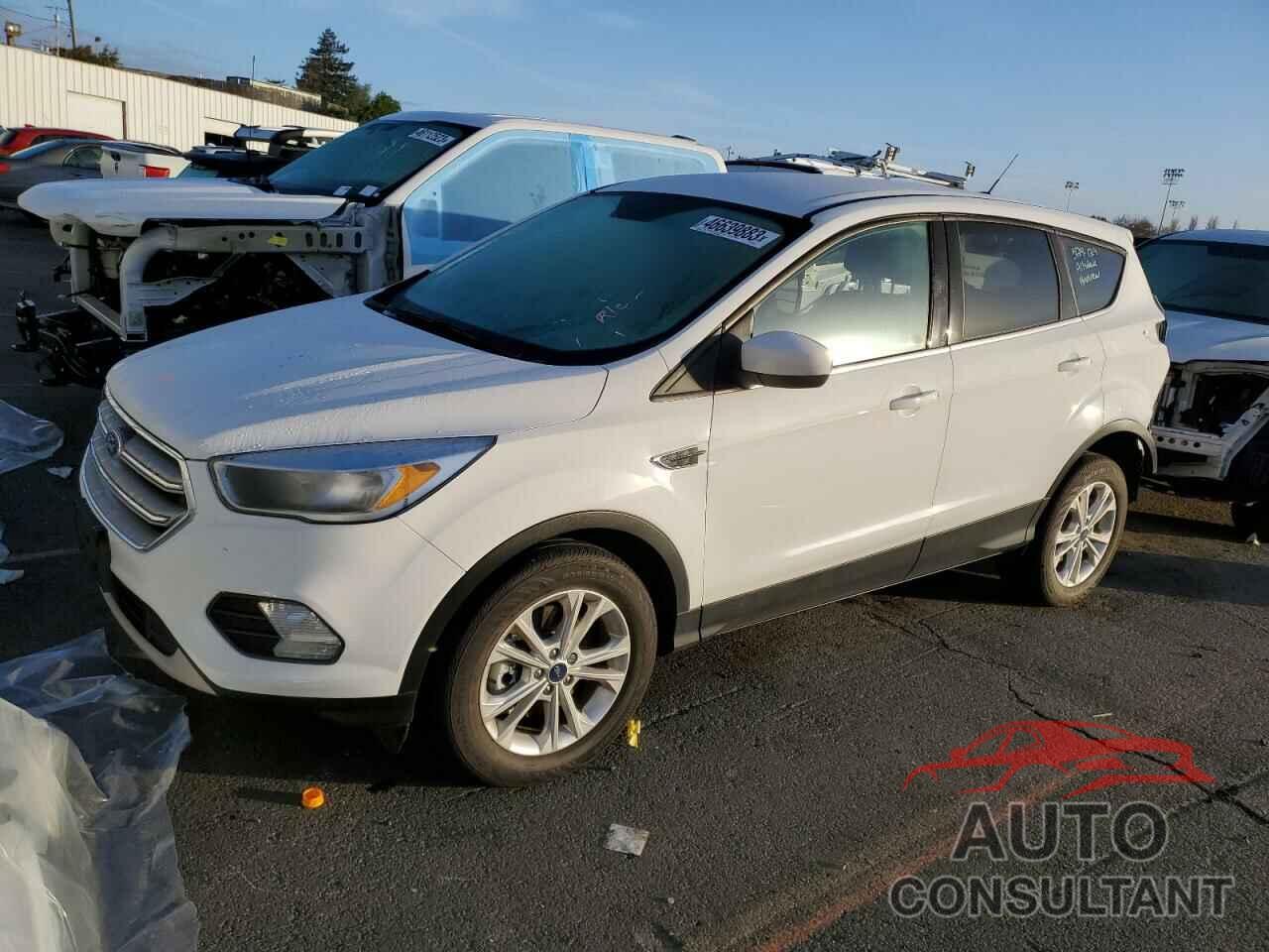 FORD ESCAPE 2017 - 1FMCU9G93HUB89950