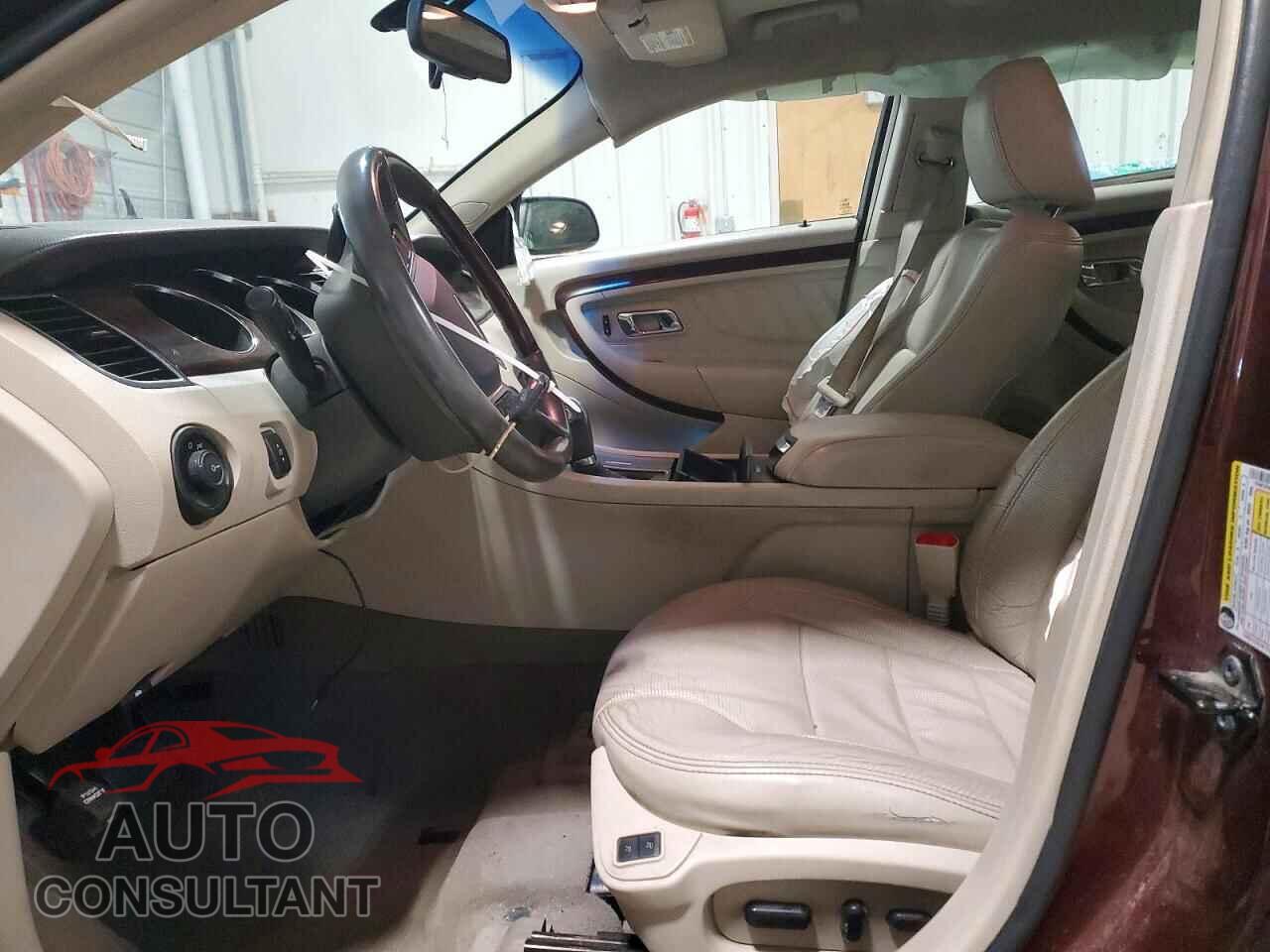 FORD TAURUS 2010 - 1FAHP2FW5AG126343