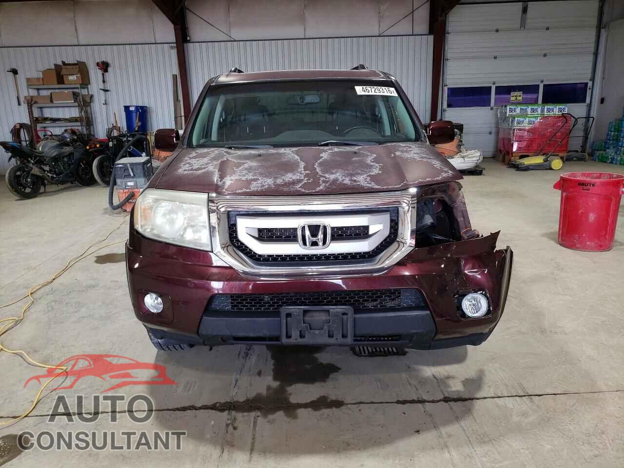 HONDA PILOT 2011 - 5FNYF4H90BB065253