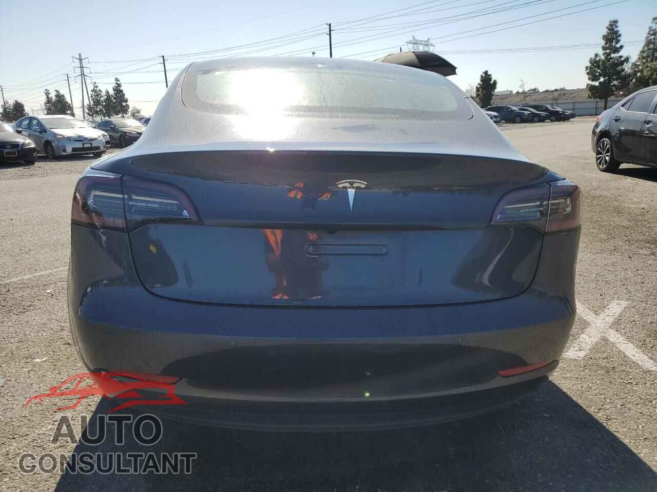 TESLA MODEL 3 2022 - 5YJ3E1EA2NF332391