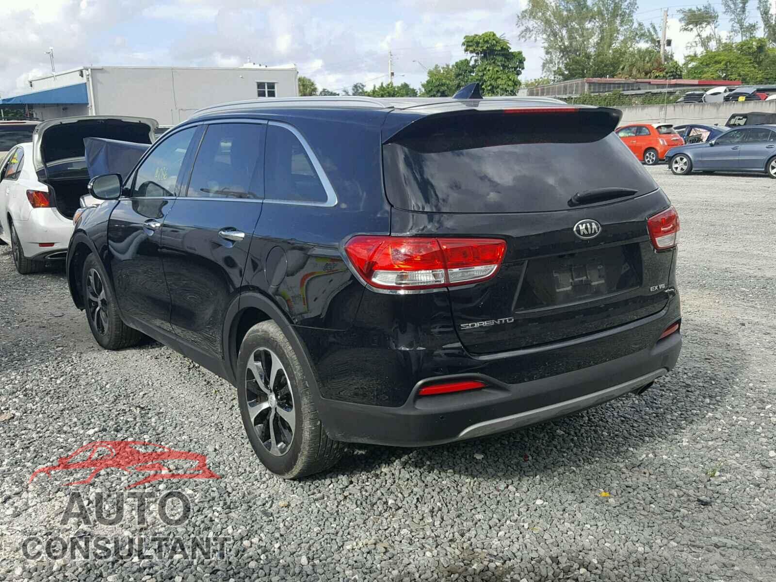 KIA SORENTO EX 2017 - 5XYPH4A55HG286488