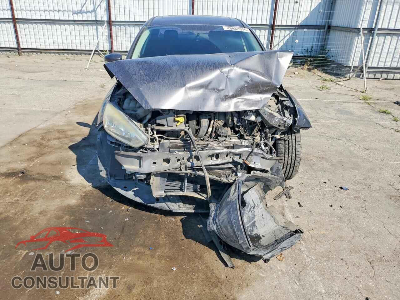 FORD FOCUS 2015 - 1FADP3F29FL324519