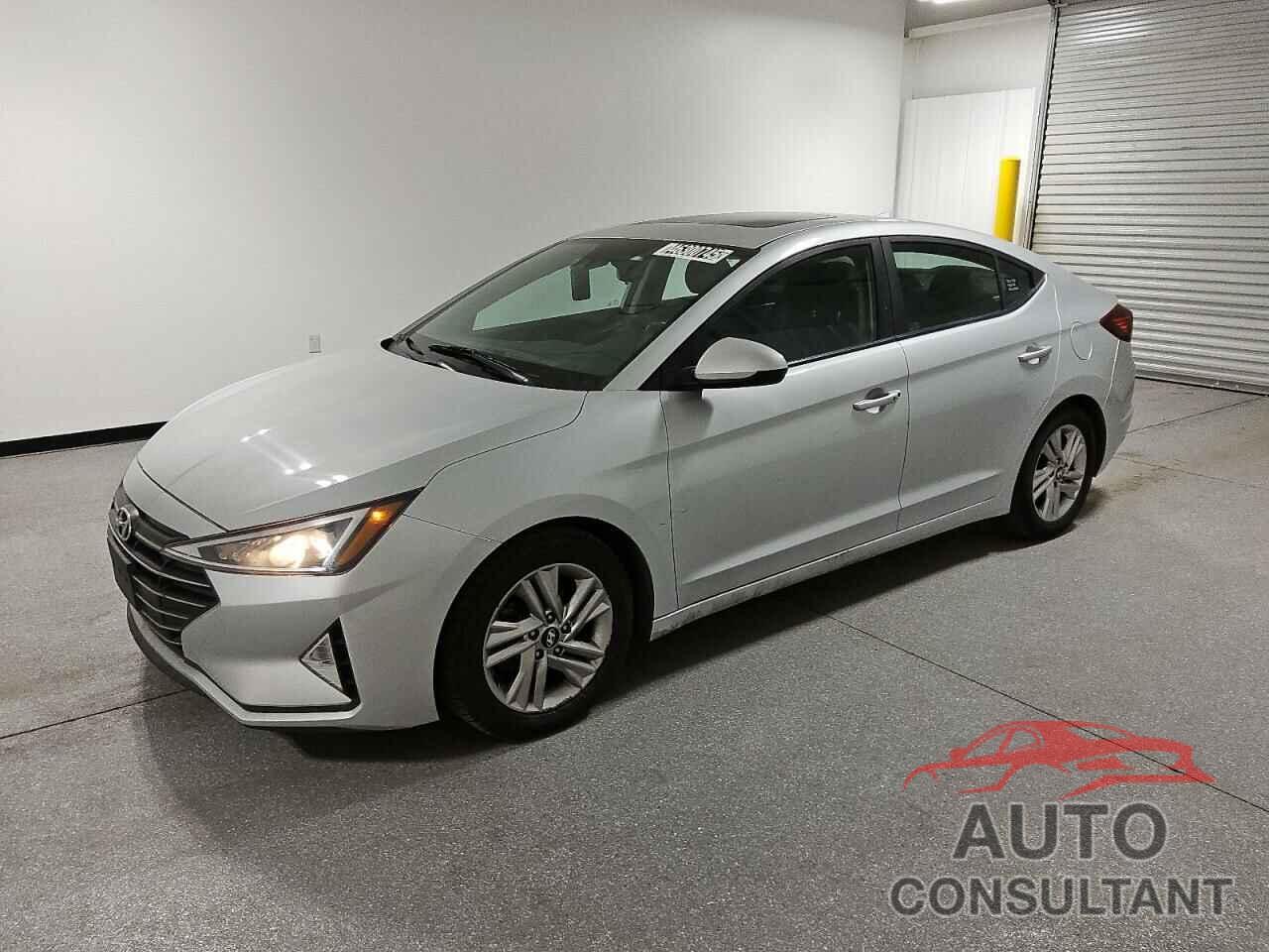 HYUNDAI ELANTRA 2019 - KMHD84LF2KU786117