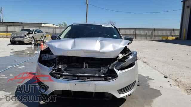 FORD FOCUS 2016 - 1FADP3K24GL339002