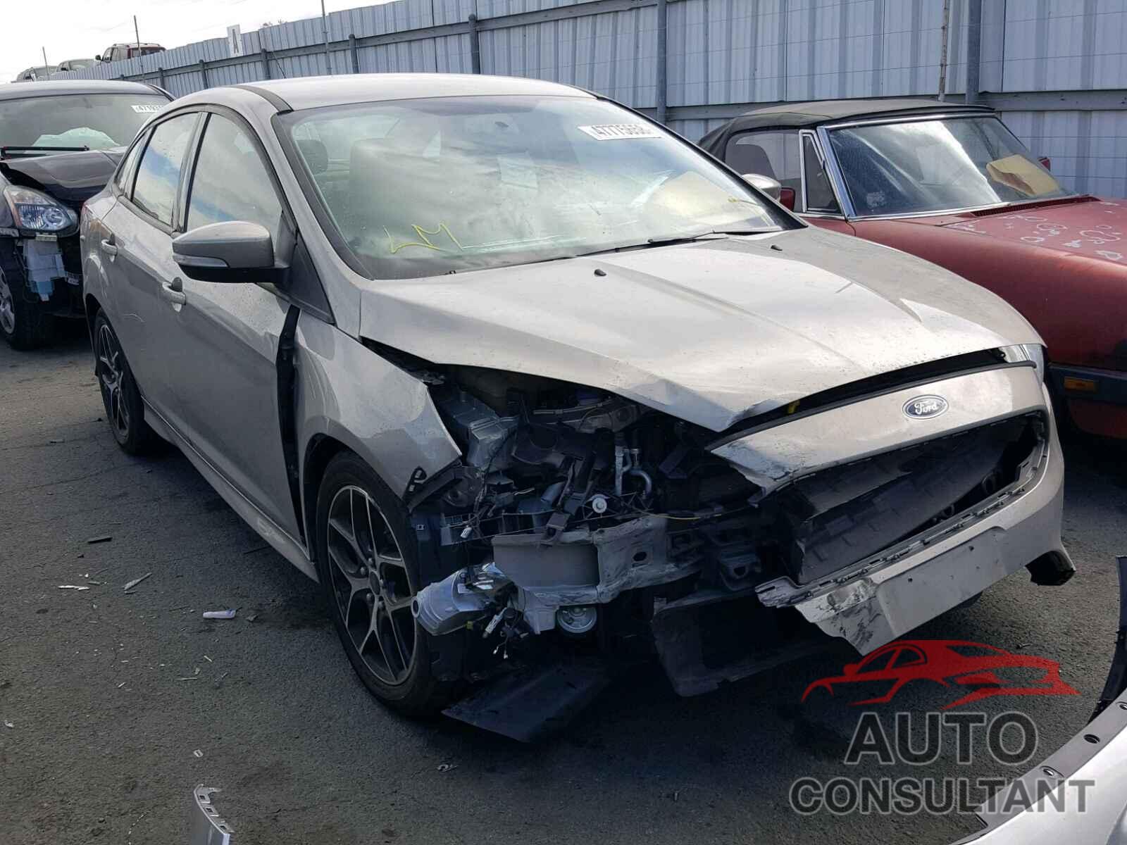 FORD FOCUS 2015 - 1FADP3F20FL248978