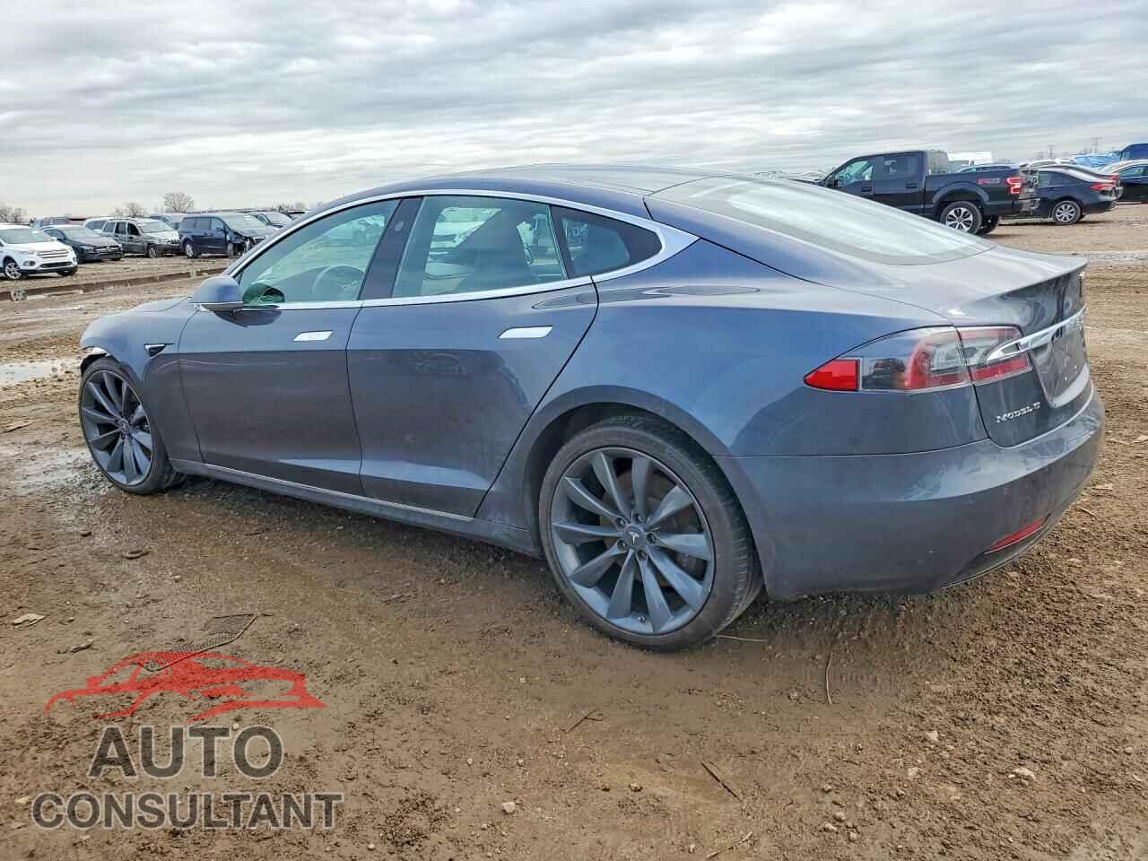 TESLA MODEL S 2018 - 5YJSA1E26JF243496