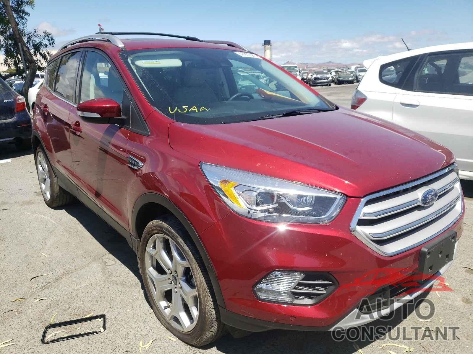 FORD ESCAPE 2018 - 1FMCU9J93JUA64994